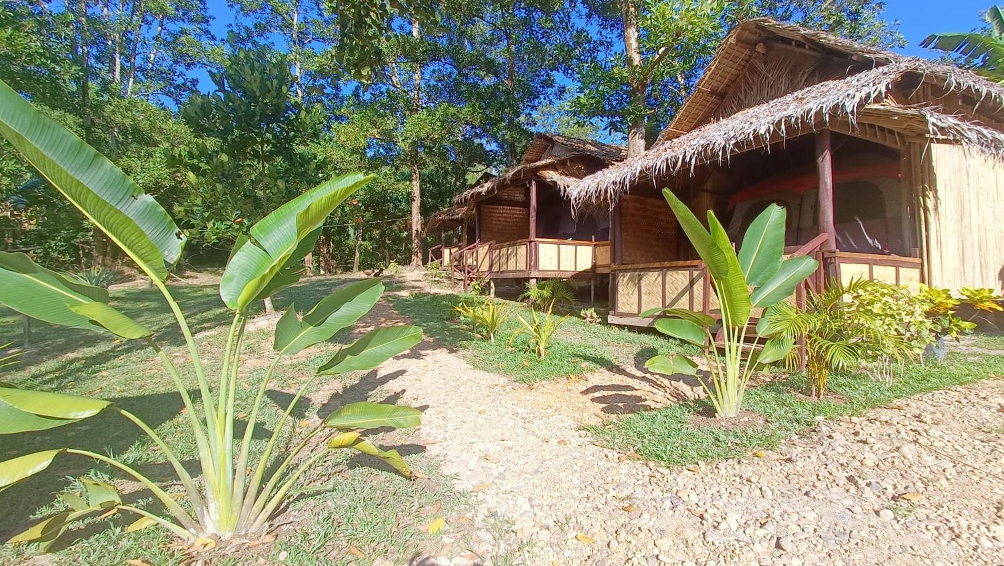 Tony'S Country Glamping With Chalet With Private Wash Room Accommodation Эль-Нидо Экстерьер фото